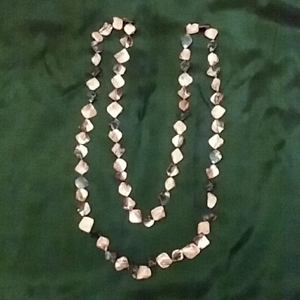 Shell shaped Beaded Necklace